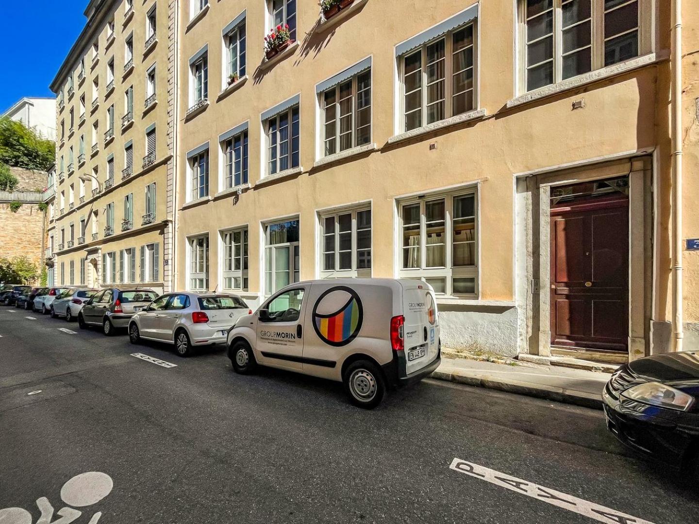 Le Duplex Des Pentes Ail Apartment Lyon Exterior foto